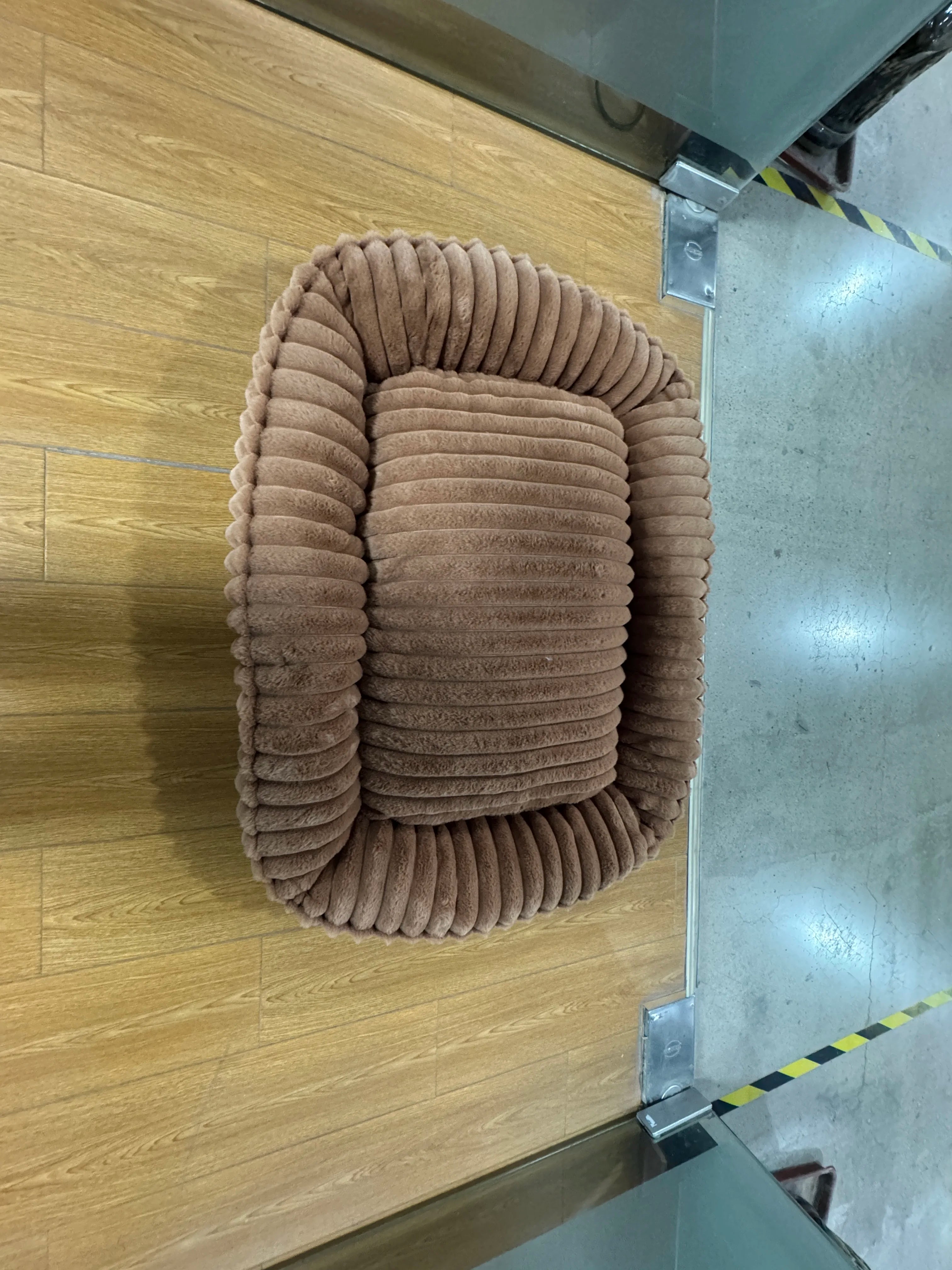 Large Dog Bed Square Plush Cat Nest Kennel All Season Washable Dog Sofa Waterproof Mattress Cat Bed for Medium Dogs Accessories