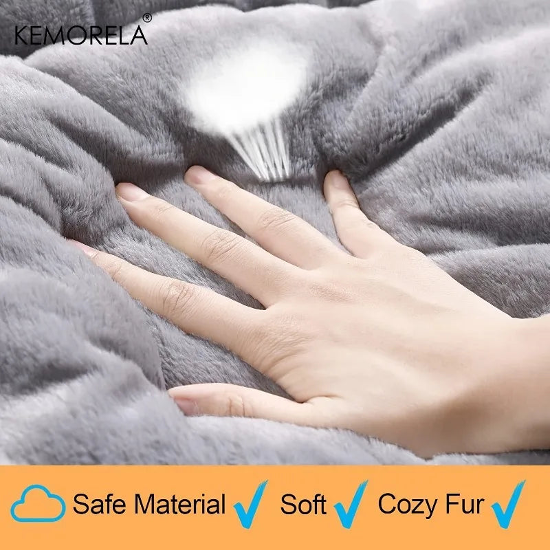 Winter Dog Car Seat Mat with Thick Non-Slip Bottom for SUV Sedan Truck Bed - Warmth for Road Trips And Machine Washable